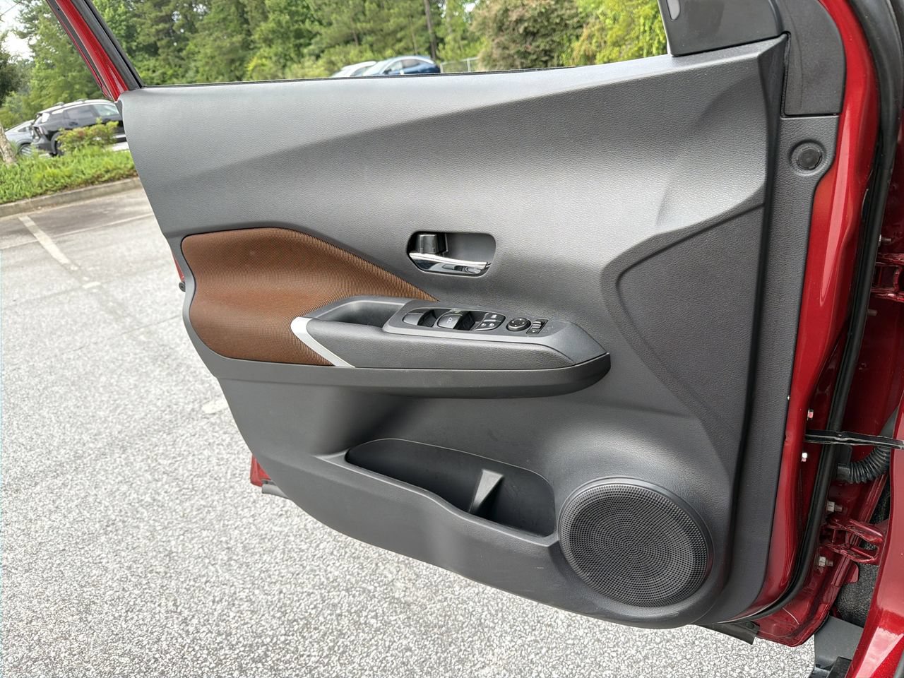 Used 2024 Nissan Kicks SR FWD image 14
