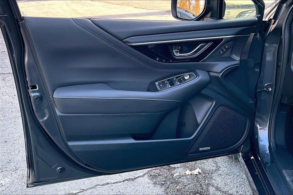 Used 2025 Subaru Legacy Limited AWD/4WD image 13