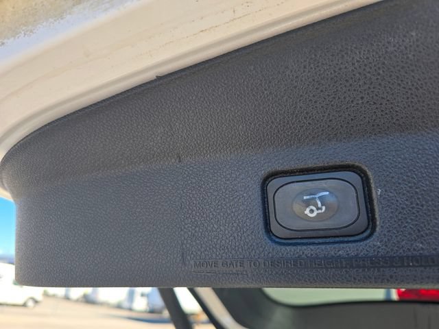 Used 2017 Ford Explorer Limited w/ Equipment Group 301A FWD image 15