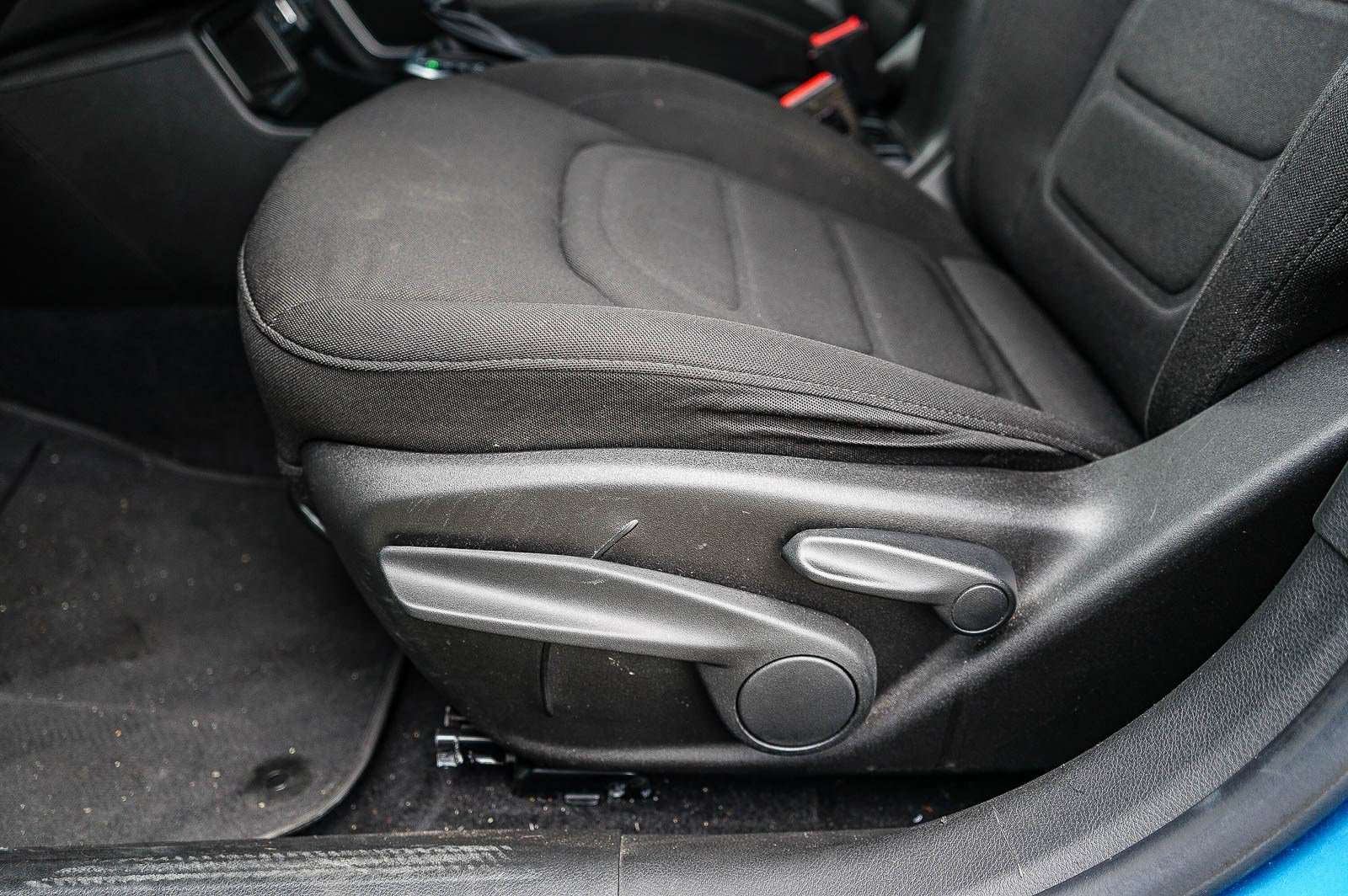 Used 2021 Jeep Renegade Latitude FWD image 20