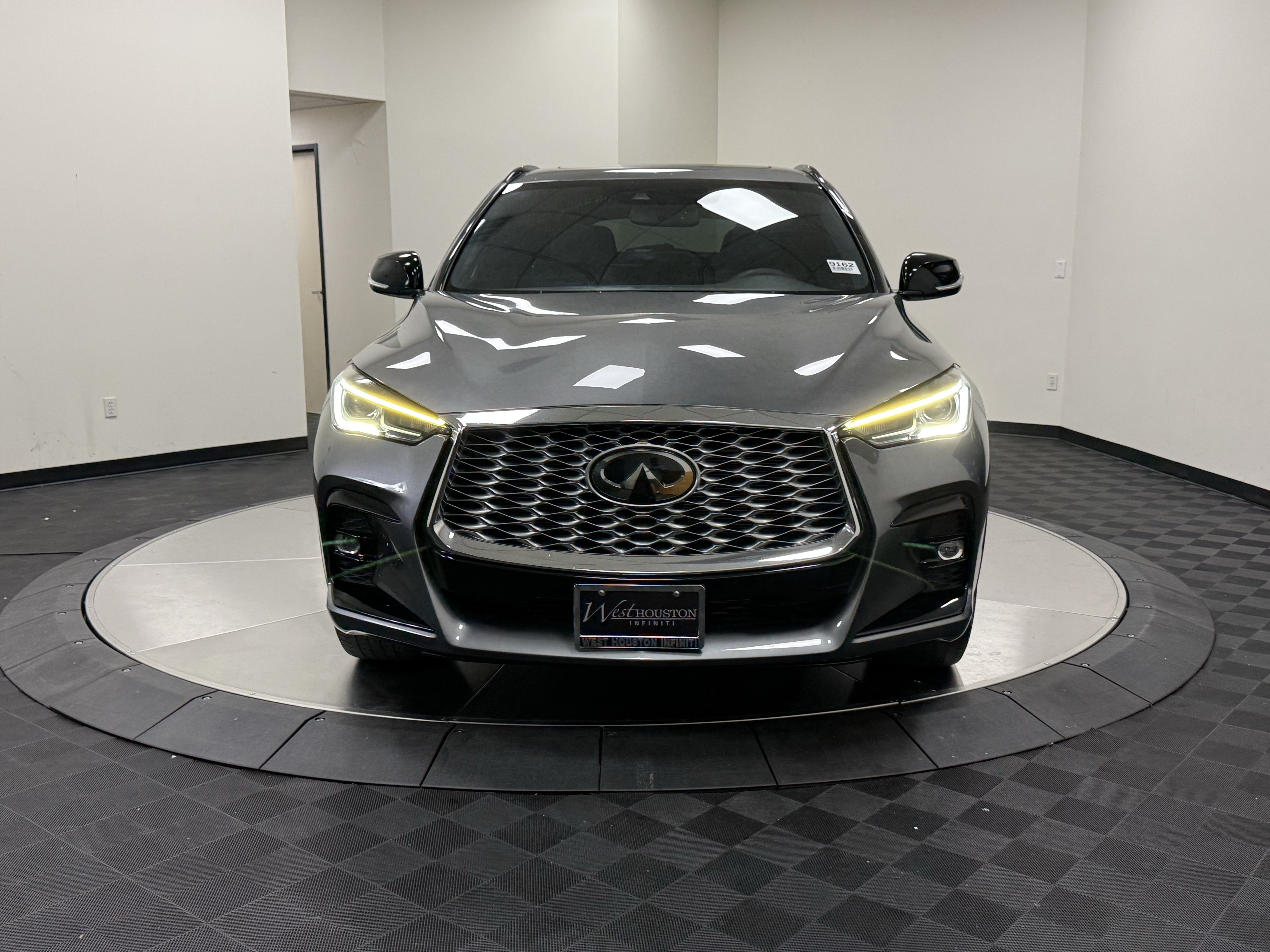 Certified 2023 INFINITI QX55 Luxe w/ Cargo Package AWD/4WD image 2