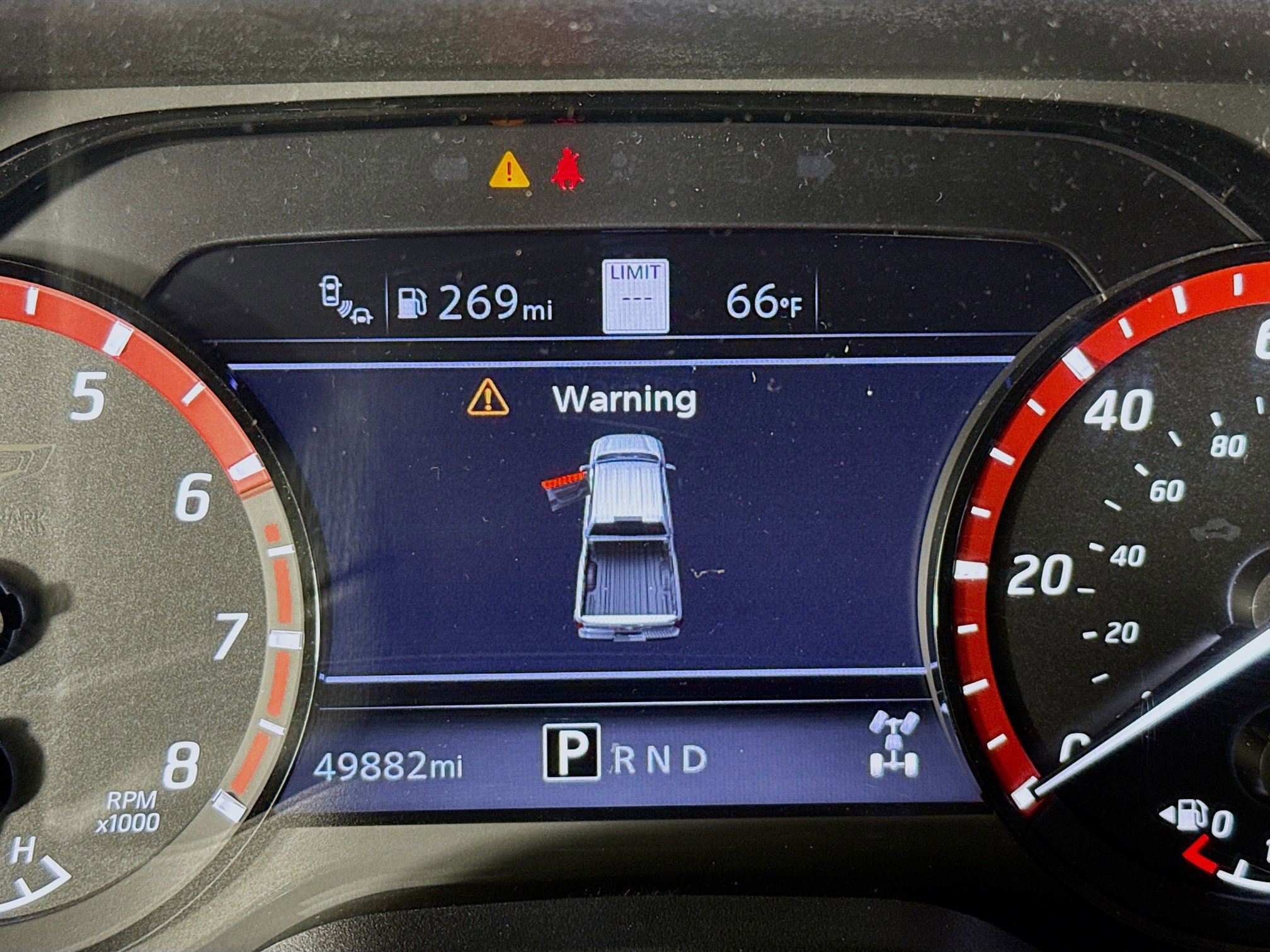 Used 2020 Nissan Titan PRO-4X w/ Pro-4x Convenience Package image 13