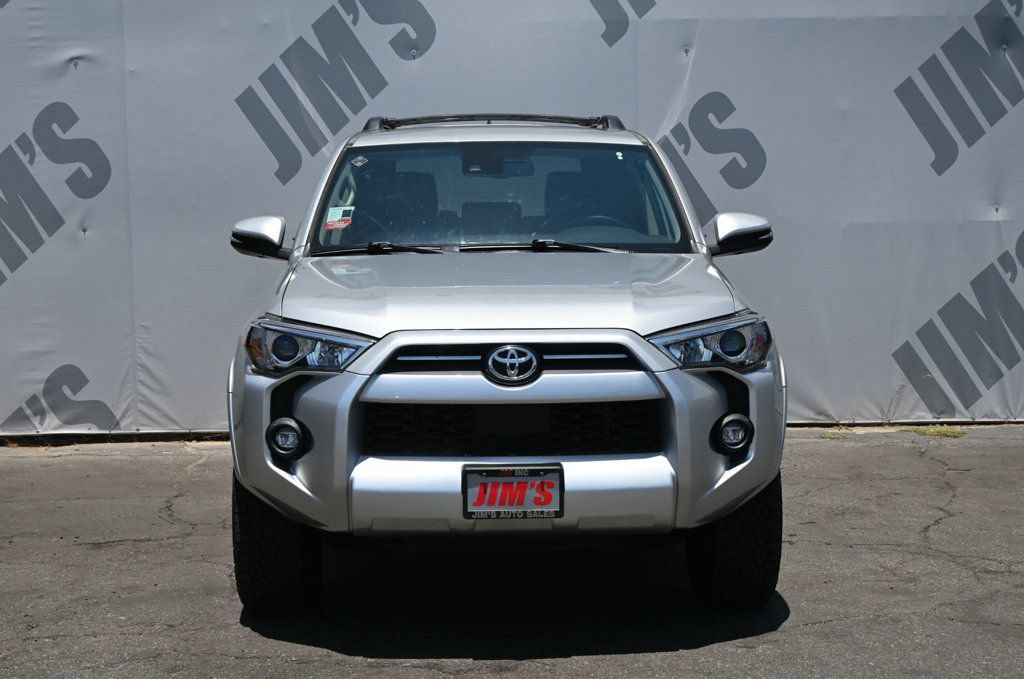 Used 2021 Toyota 4Runner SR5 Premium w/ Moonroof Package AWD/4WD image 2