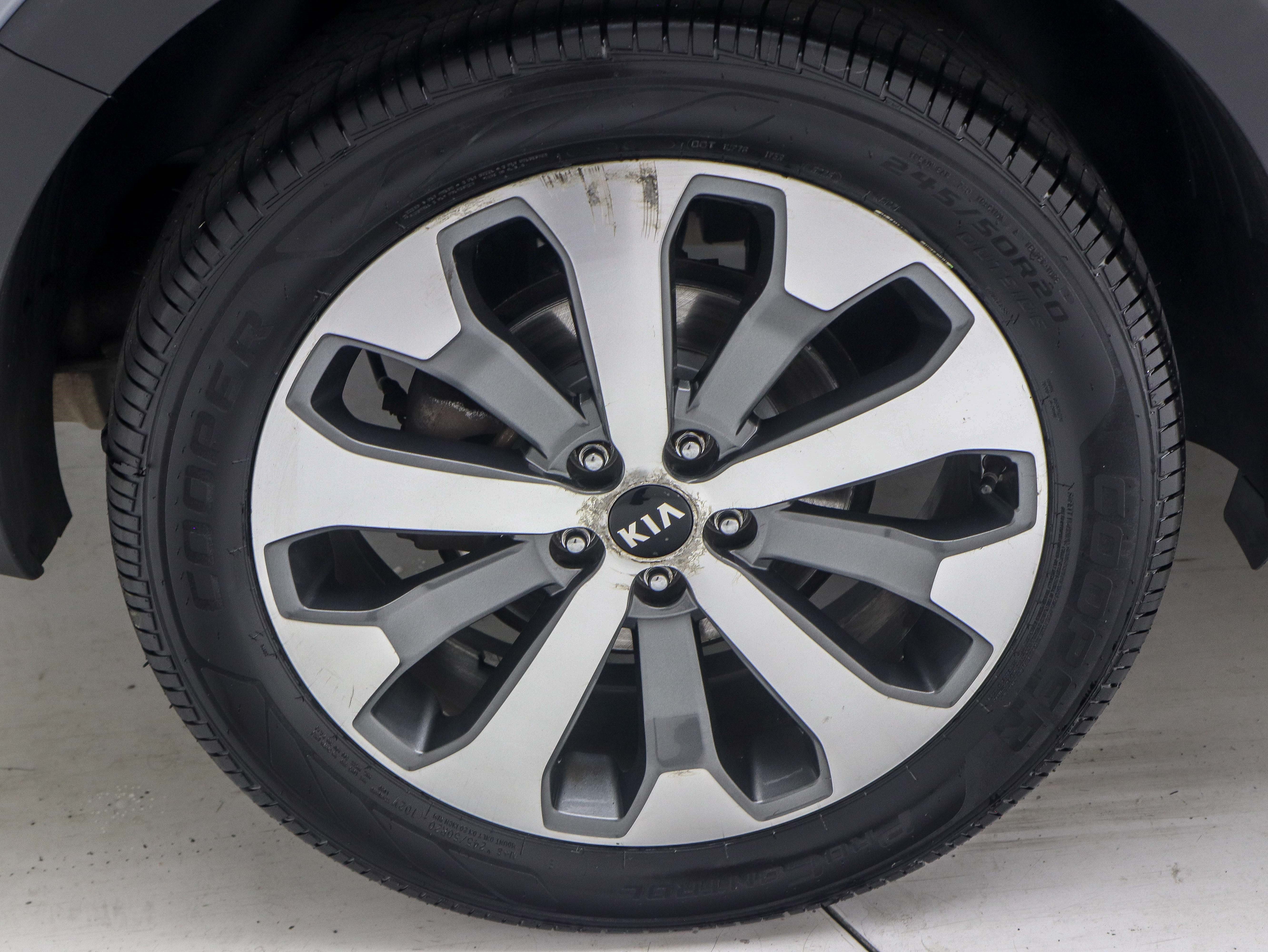 Used 2020 Kia Telluride S AWD/4WD image 31