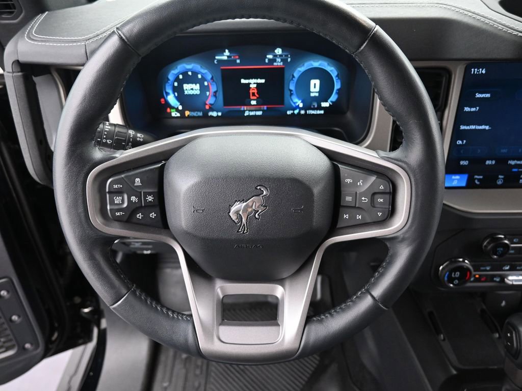 Used 2025 Ford Bronco Outer Banks w/ Matte Film Protection Package AWD/4WD image 13