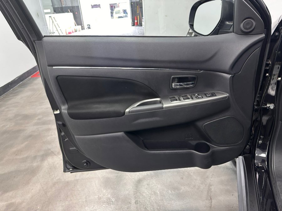 Used 2019 Mitsubishi Outlander Sport ES image 39