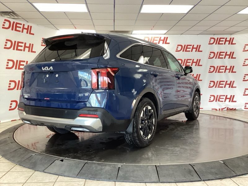 New 2026 Kia Sorento S w/ S Panoramic Sunroof Package FWD image 7