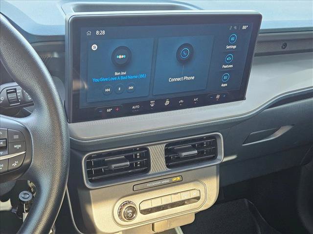 Used 2025 Ford Maverick XL FWD image 13