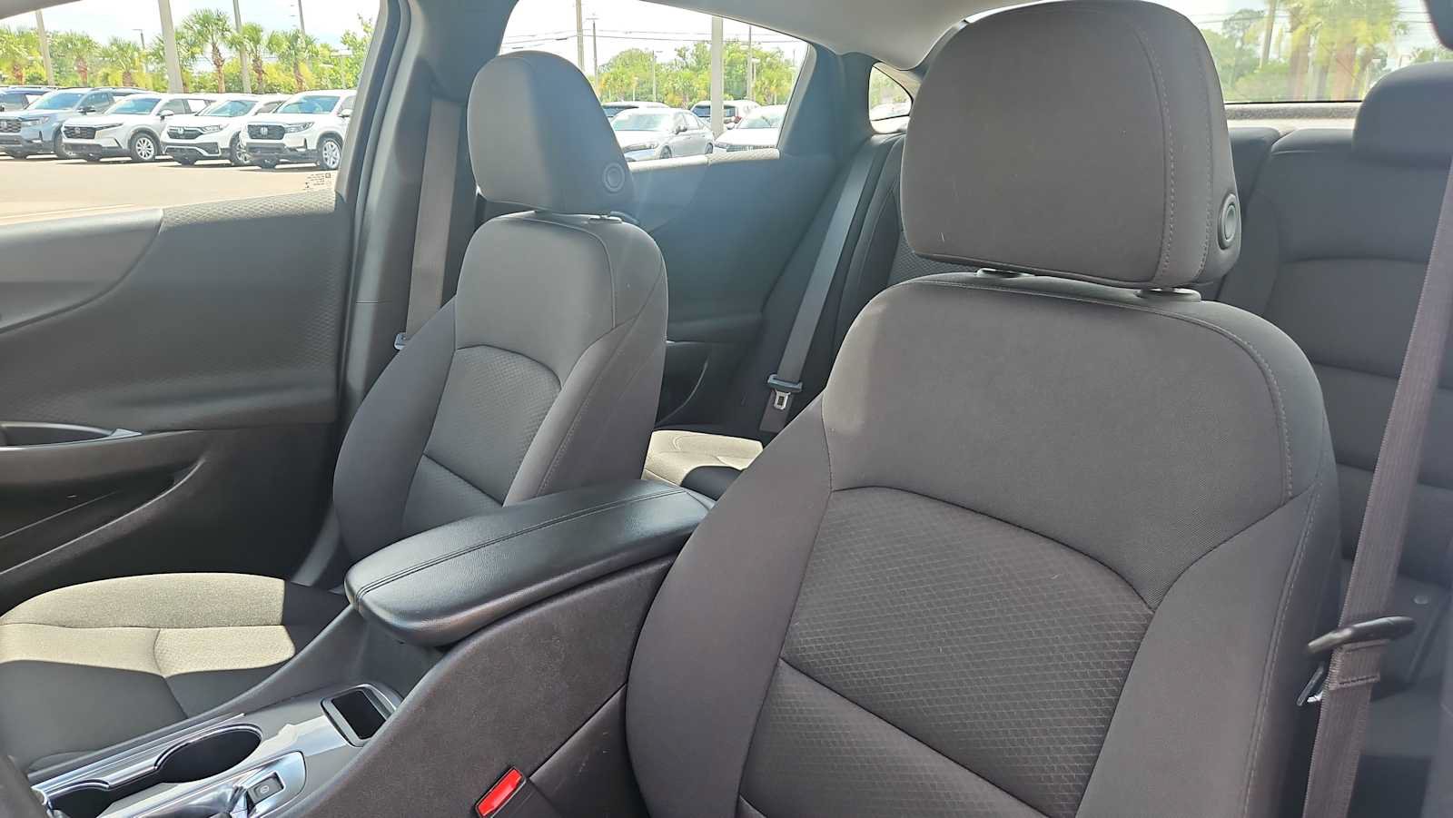 Used 2024 Chevrolet Malibu LT FWD image 13