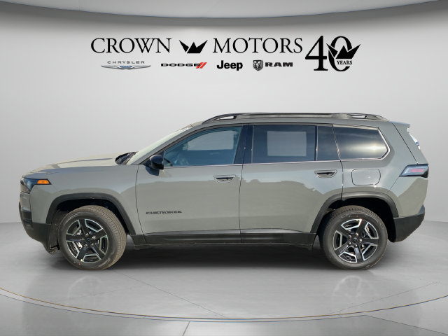 New 2027 Jeep Cherokee Laredo AWD/4WD image 2