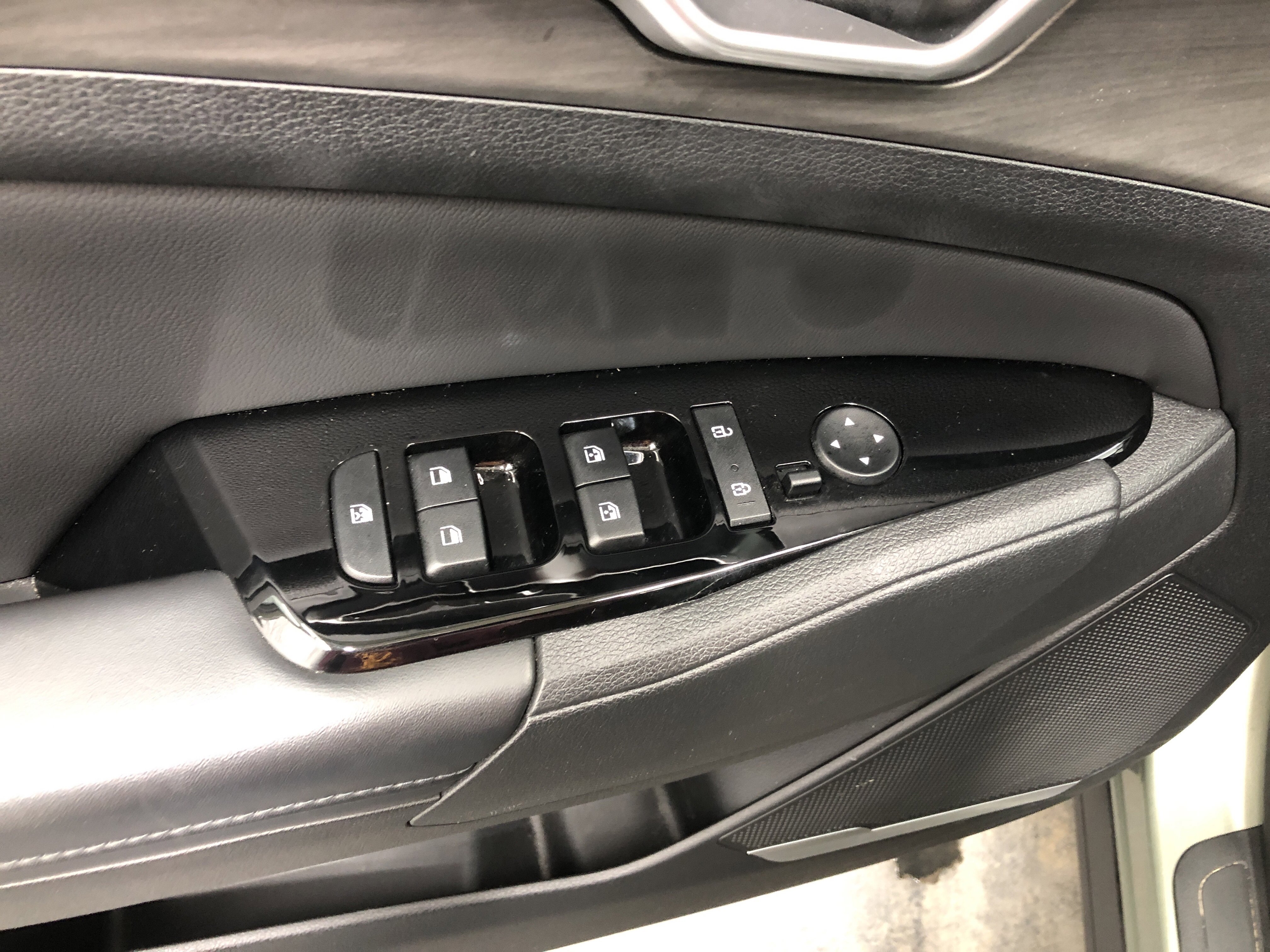 Certified 2024 Kia Sportage X-Line w/ X-Line Premium Package image 15