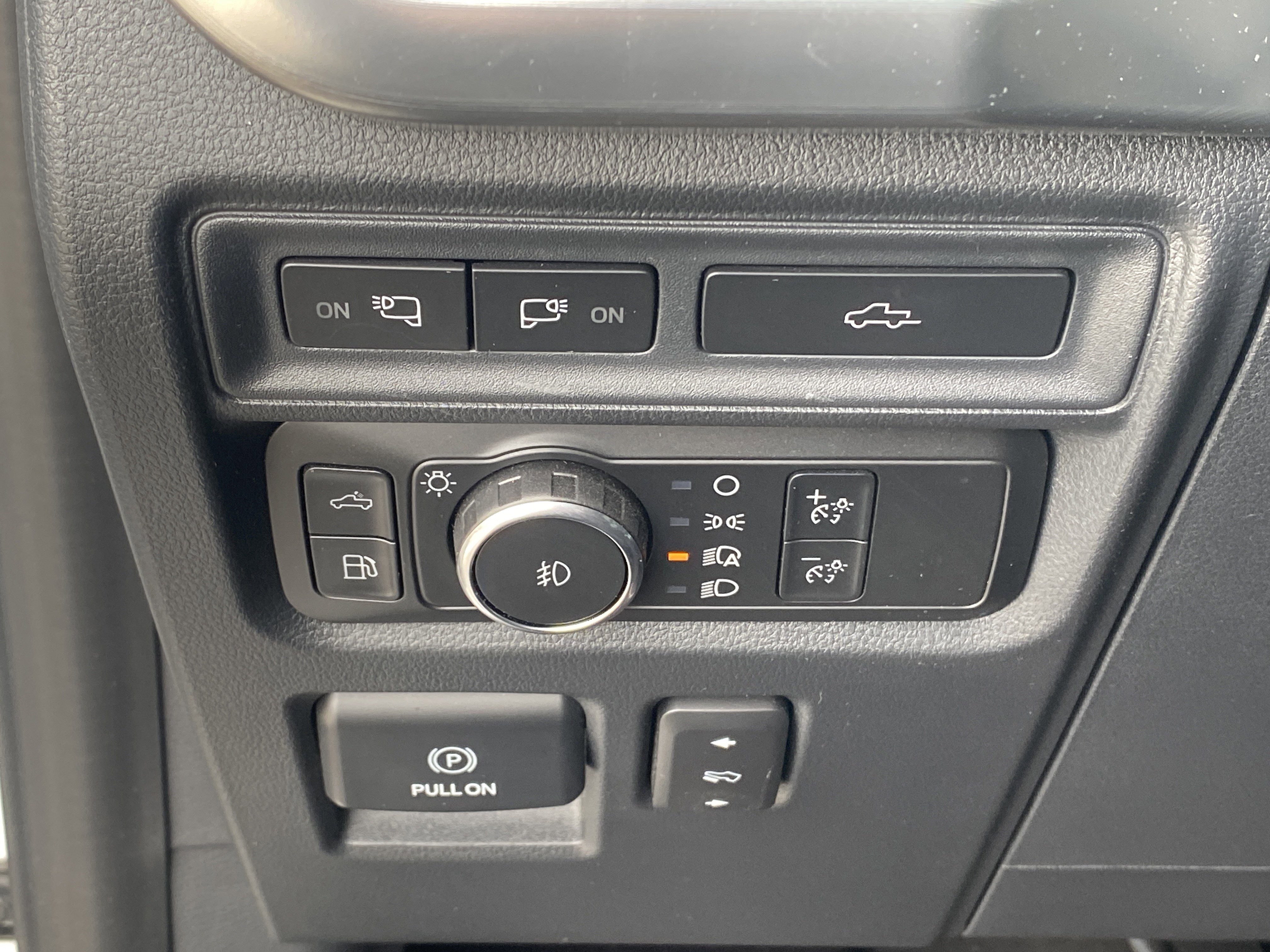 Used 2021 Ford F150 Lariat AWD/4WD image 14