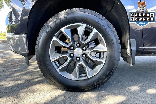 Used 2022 Chevrolet Silverado 1500 LT AWD/4WD image 9