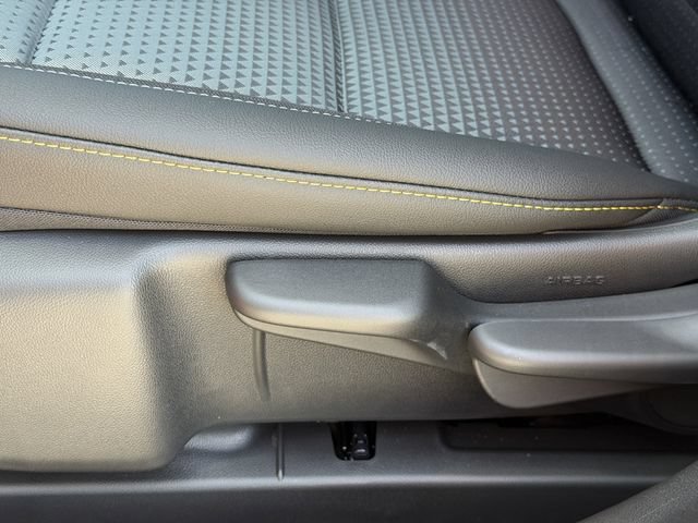 New 2026 Chevrolet Trax LT w/ LT Convenience Package FWD image 24
