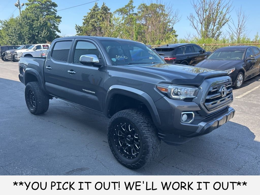 Used 2017 Toyota Tacoma Limited image 1