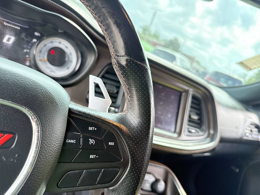 Used 2020 Dodge Challenger R/T RWD image 18
