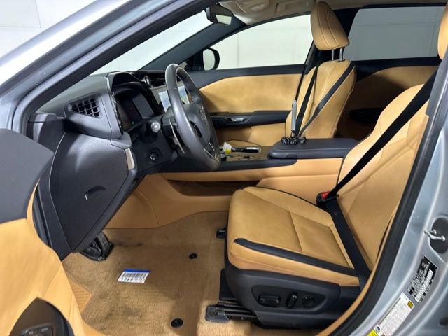 Used 2024 Lexus RZ 300e Premium w/ Accessory Package (2T) image 11