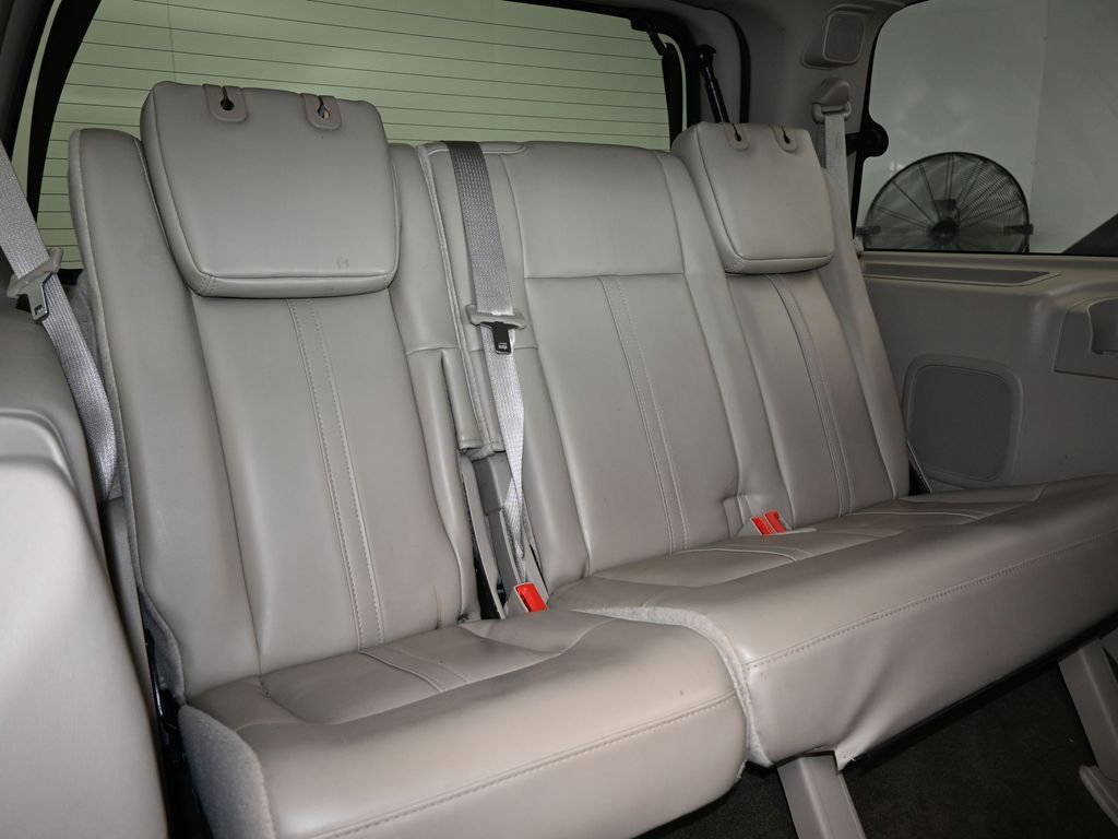 Used 2016 Lincoln Navigator Select image 48