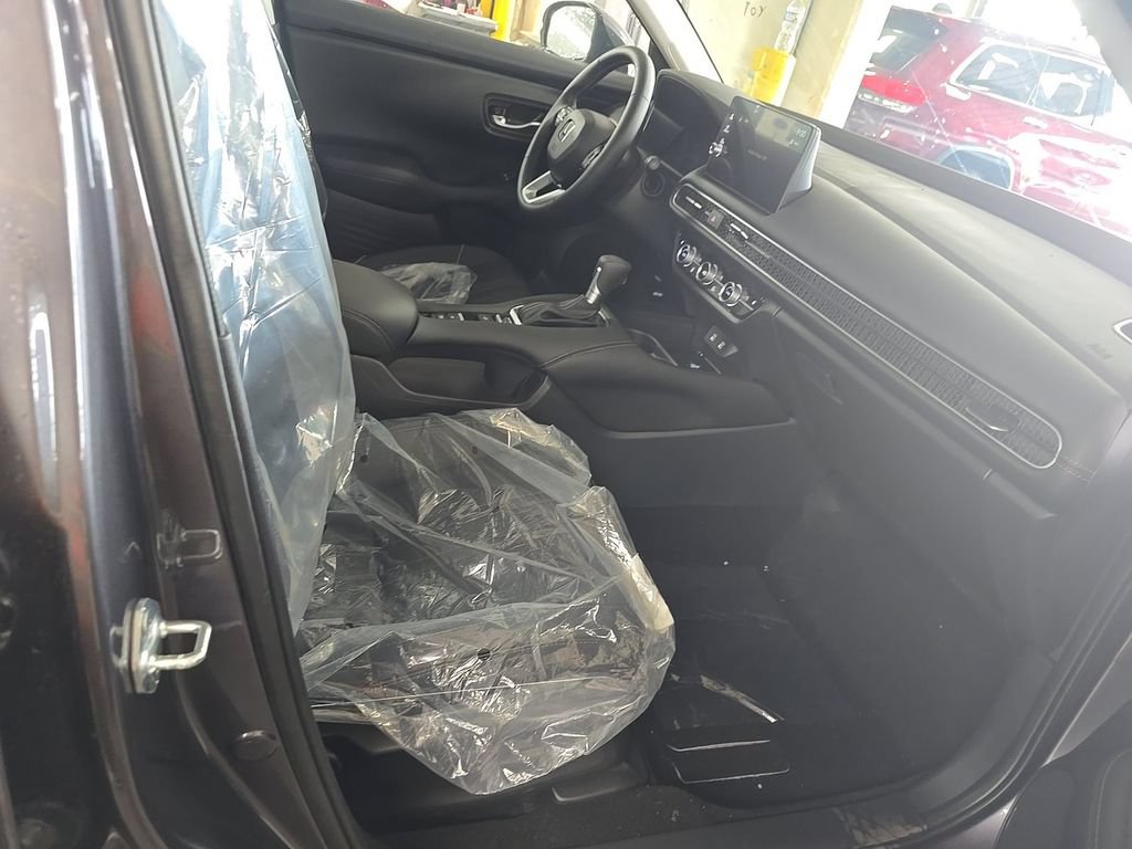 Used 2026 Honda HR-V EX-L image 14