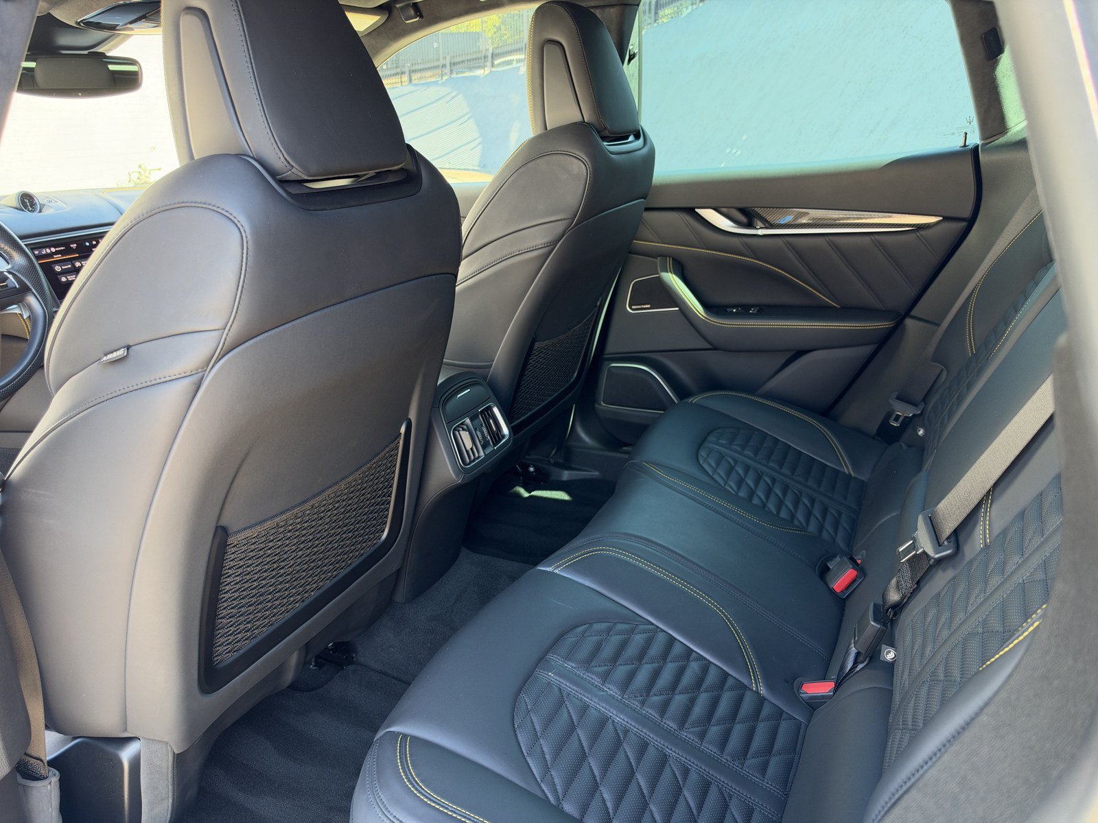 Used 2022 Maserati Levante F Tributo AWD/4WD image 35