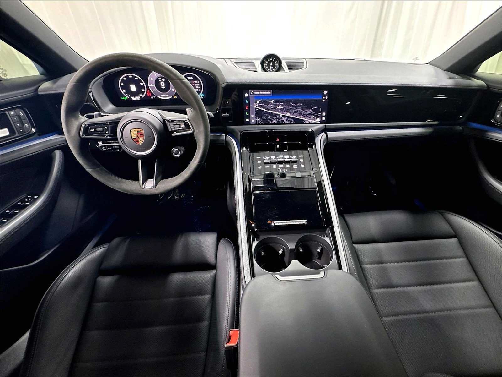 Used 2025 Porsche Panamera 4 AWD/4WD image 16