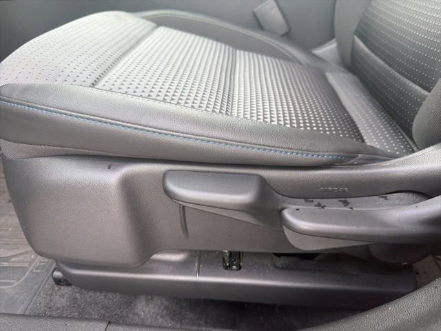 Used 2024 Chevrolet Trax LT w/ LT Convenience Package image 21