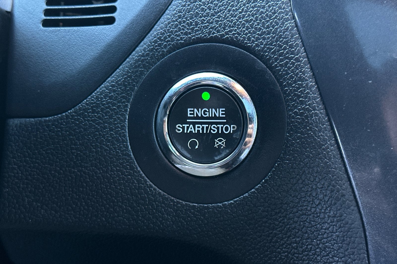 Used 2018 Ford Explorer Limited w/ Equipment Group 301A image 23