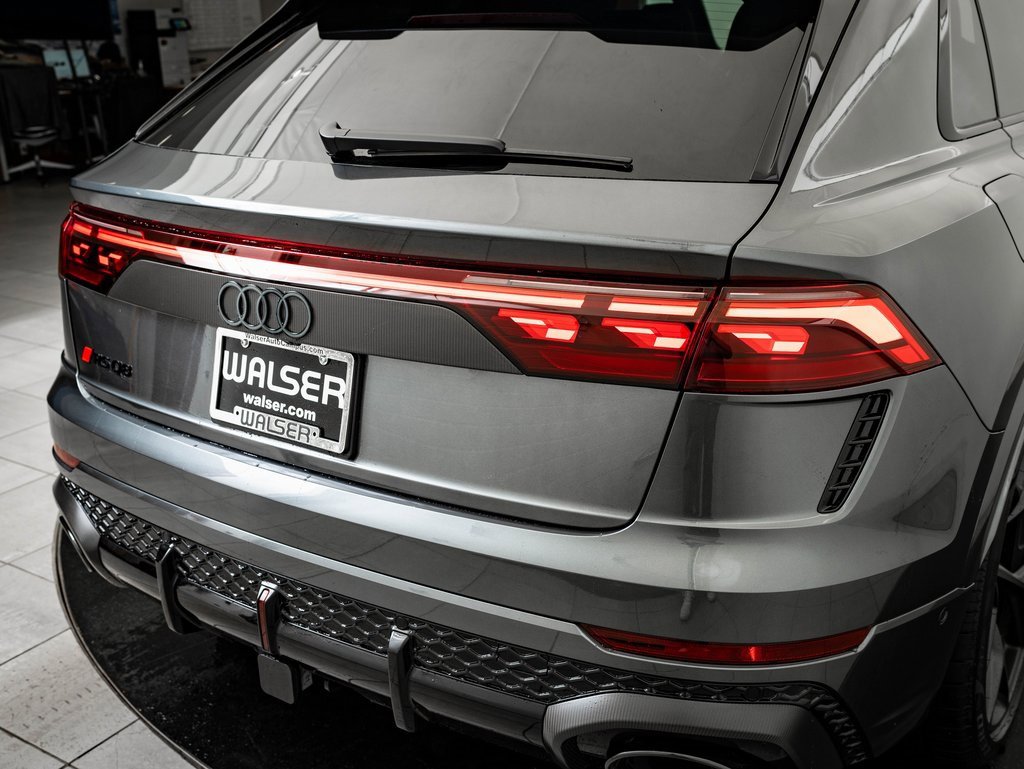 New 2026 Audi RS Q8 performance image 9