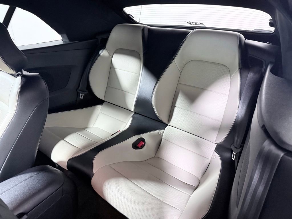 Used 2018 Ford Mustang GT Premium RWD image 25