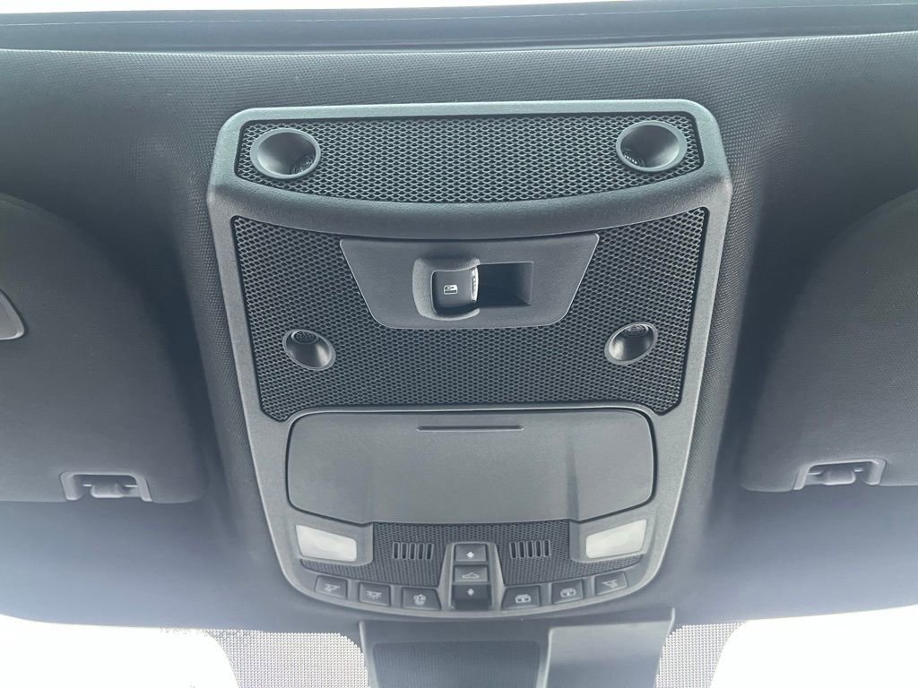 Used 2018 Ford F150 Platinum w/ Equipment Group 701A Luxury image 21