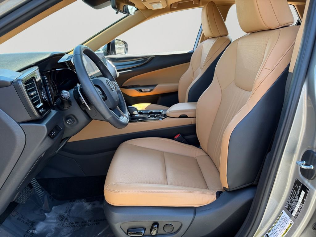 Used 2023 Lexus NX 350 AWD image 14