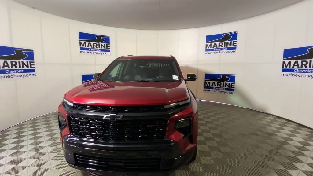 Used 2024 Chevrolet Traverse RS w/ LPO, Floor Liner Package AWD/4WD image 5