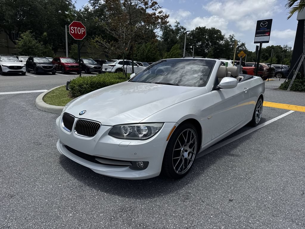 Used 2012 BMW 328i Convertible RWD image 9
