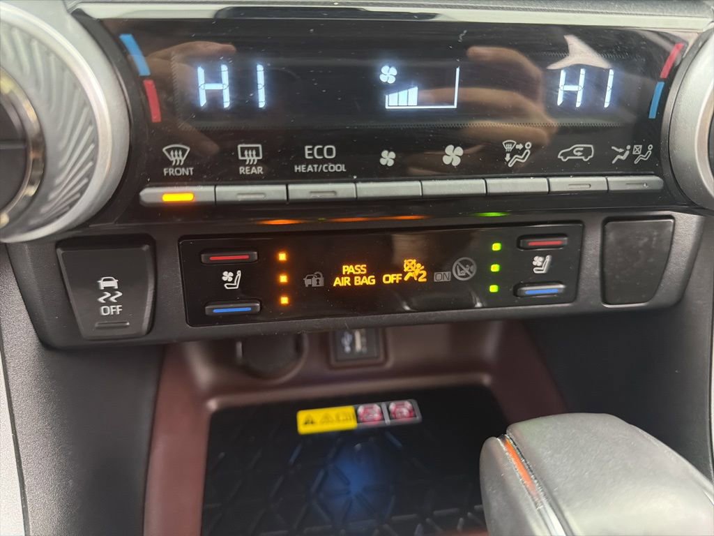Used 2023 Toyota RAV4 Limited AWD/4WD image 17