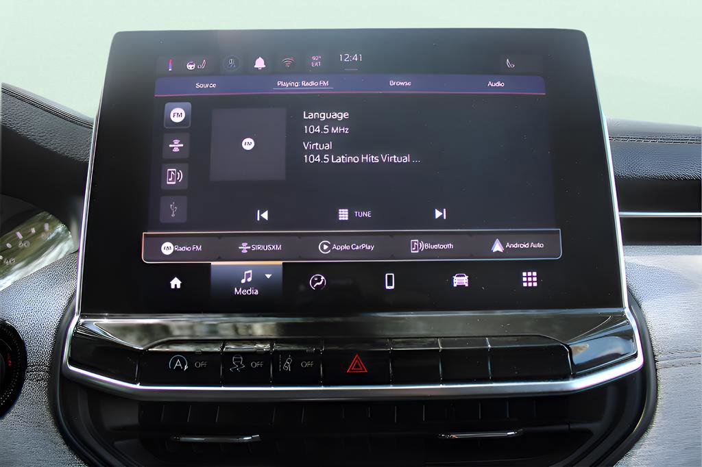 Used 2022 Jeep Compass Latitude image 30