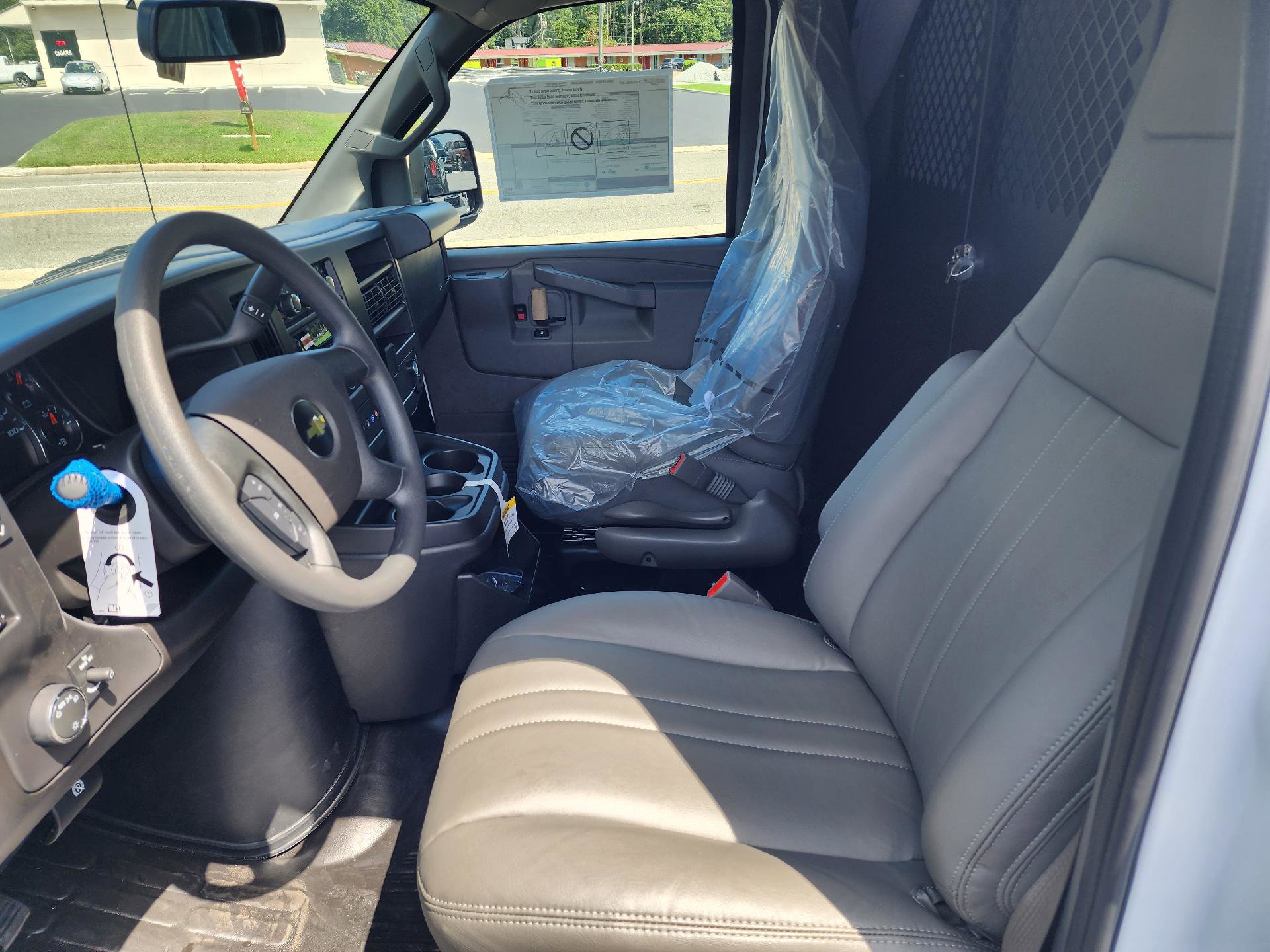 New 2025 Chevrolet Express 2500 w/ Driver Convenience Package image 11