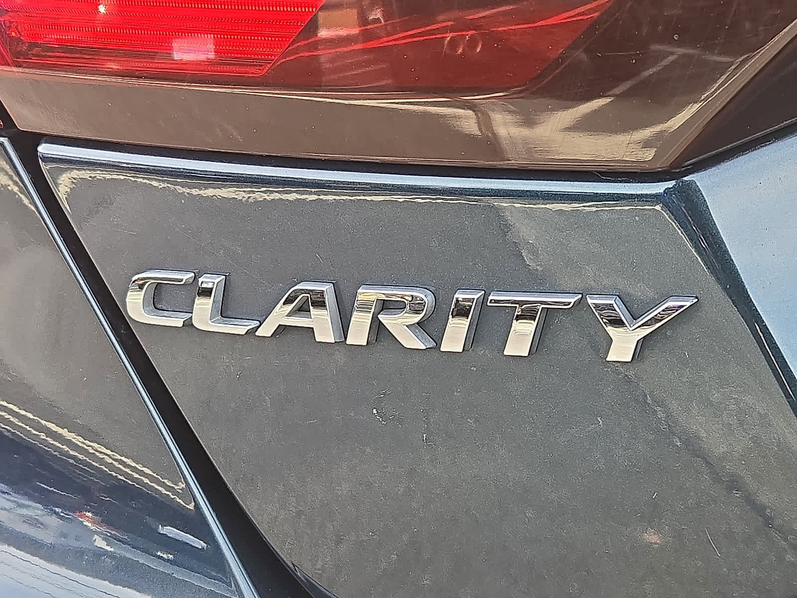 Certified 2018 Honda Clarity Touring image 30