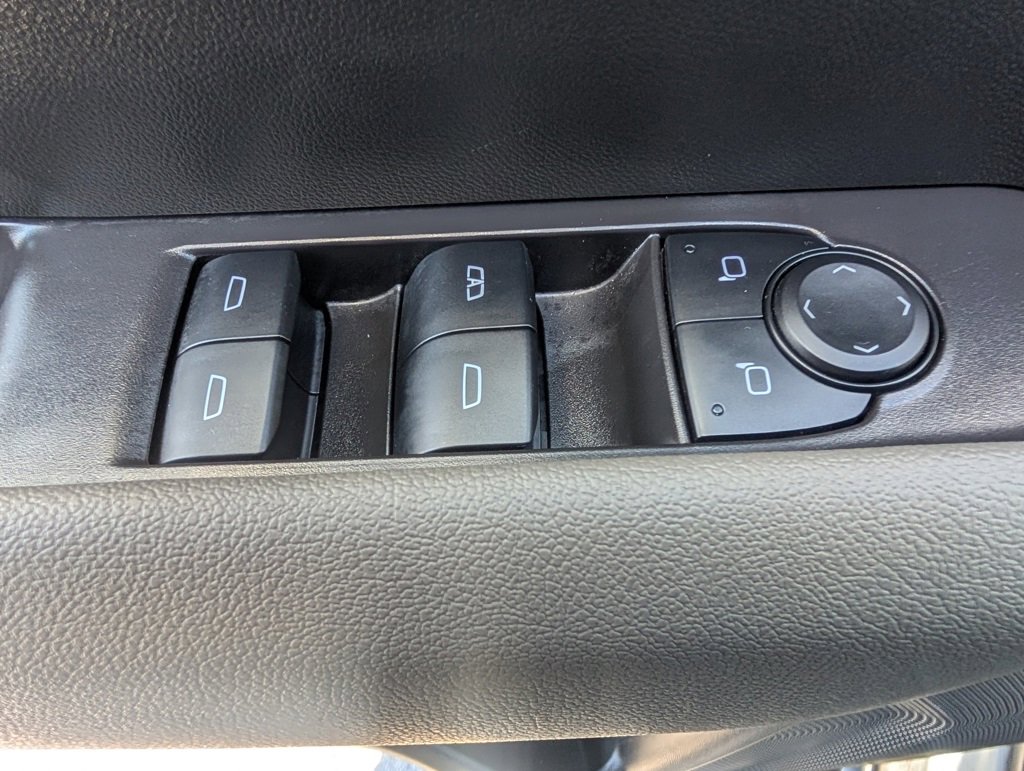 Used 2025 Chevrolet Colorado ZR2 w/ Technology Package image 11