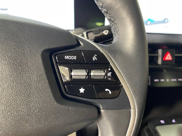 Certified 2023 Kia EV6 Wind AWD/4WD image 10