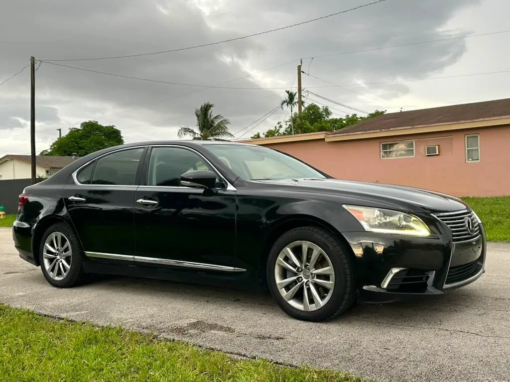 Used 2016 Lexus LS 460 AWD w/ Comfort Package