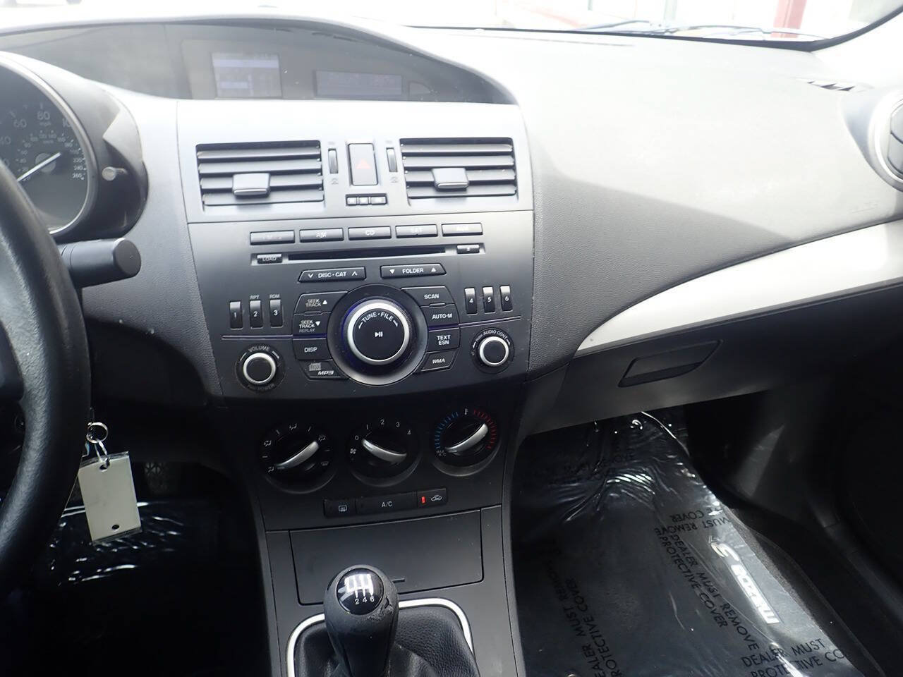 Used 2012 MAZDA MAZDA3 i Touring FWD image 4