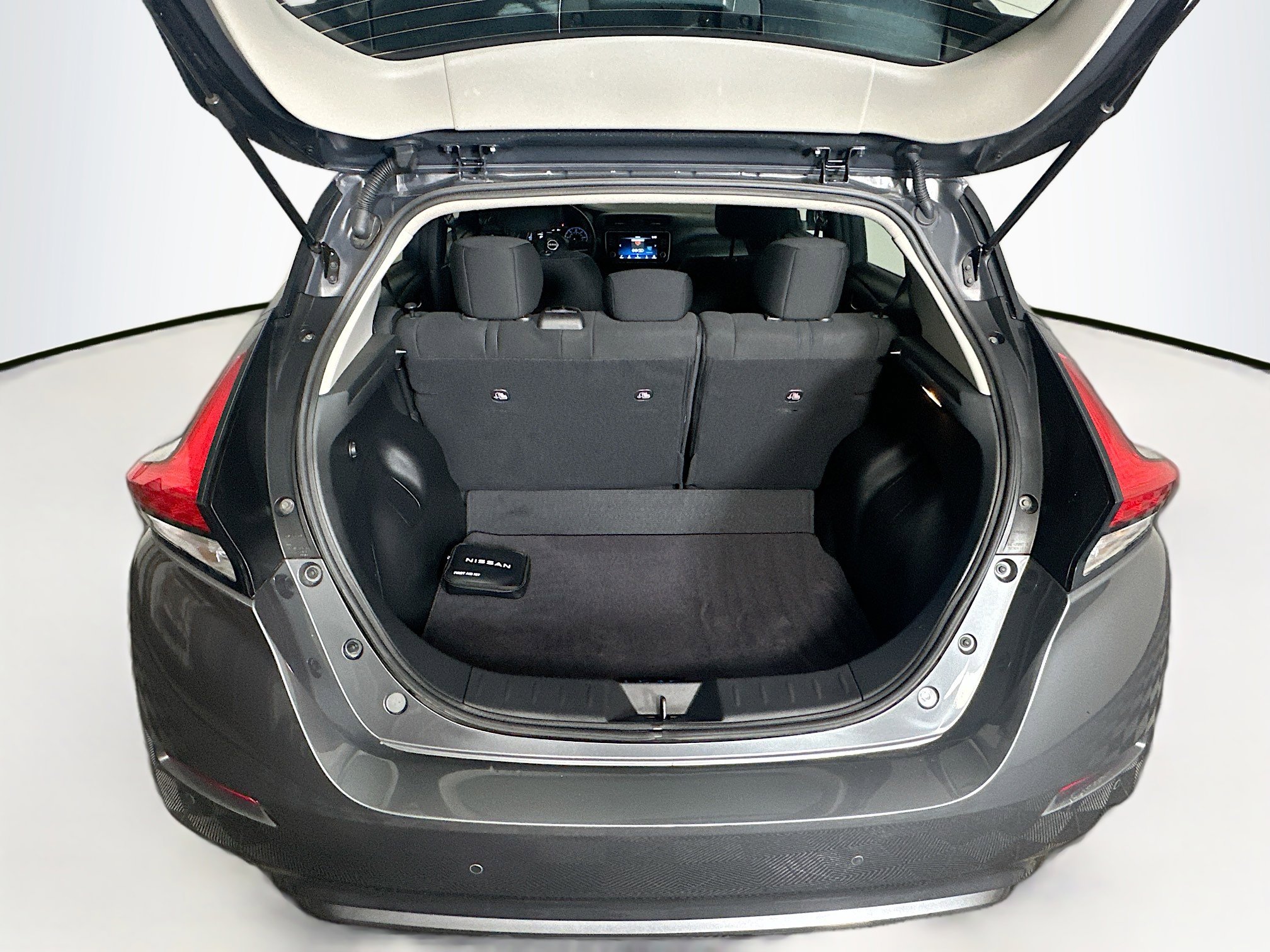 Used 2024 Nissan Leaf S FWD image 29