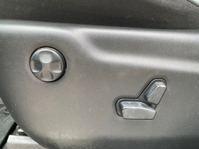 Used 2021 Jeep Grand Cherokee Summit image 10