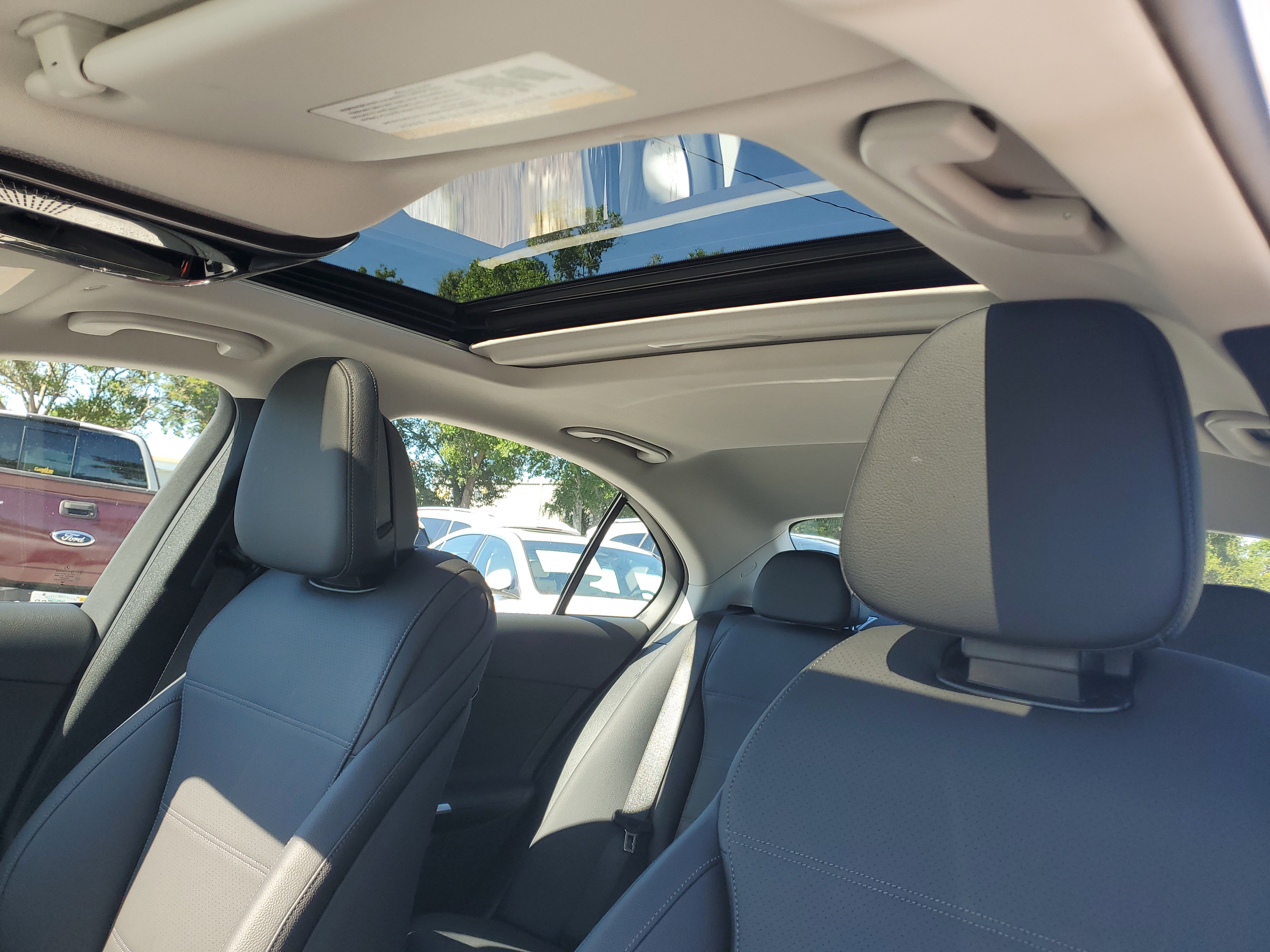 Certified 2025 Mercedes-Benz C 300 Sedan image 34
