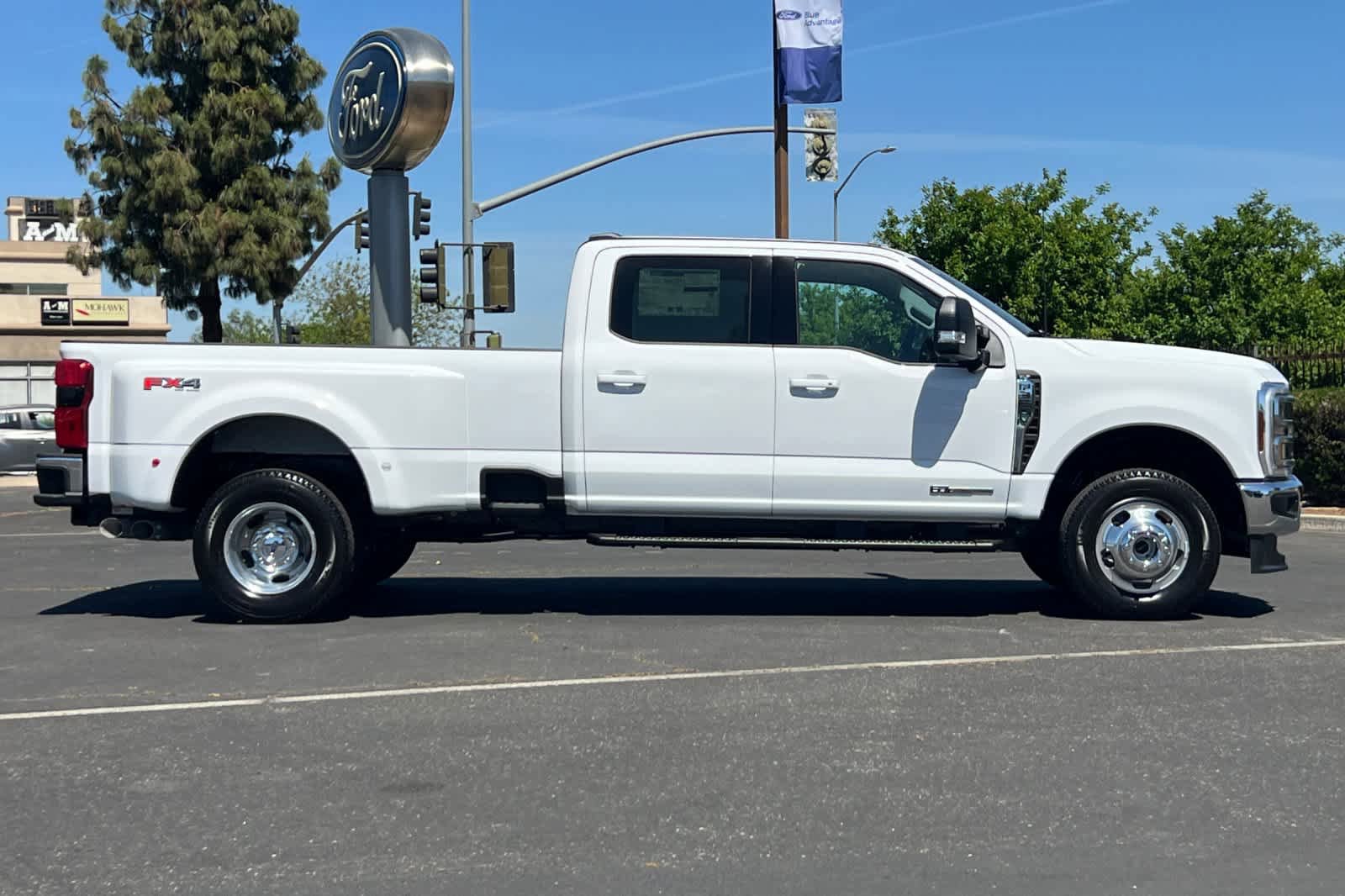 New 2026 Ford F350 XLT w/ XLT Premium Package image 8