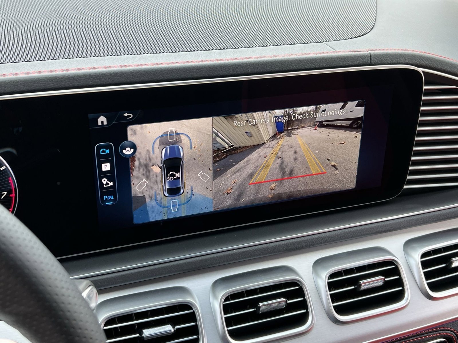 New 2026 Mercedes-Benz GLE 53 AMG 4MATIC Coupe image 17