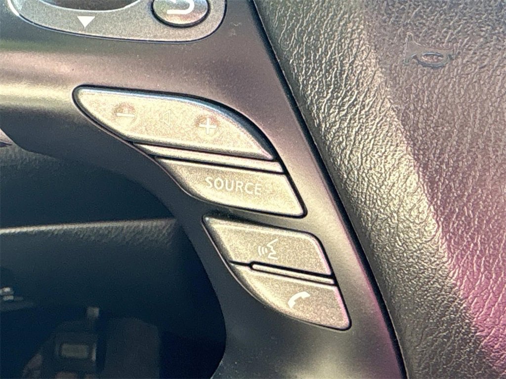 Used 2019 Nissan Pathfinder SL w/ Rock Creek Edition image 26