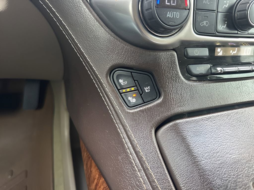Used 2016 Chevrolet Tahoe LTZ AWD/4WD image 26