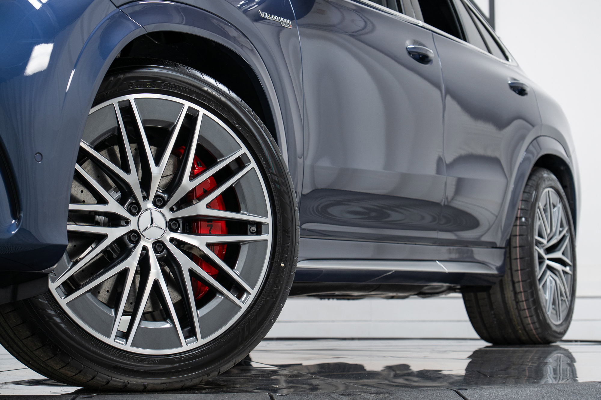 New 2026 Mercedes-Benz GLE 63 AMG S image 28