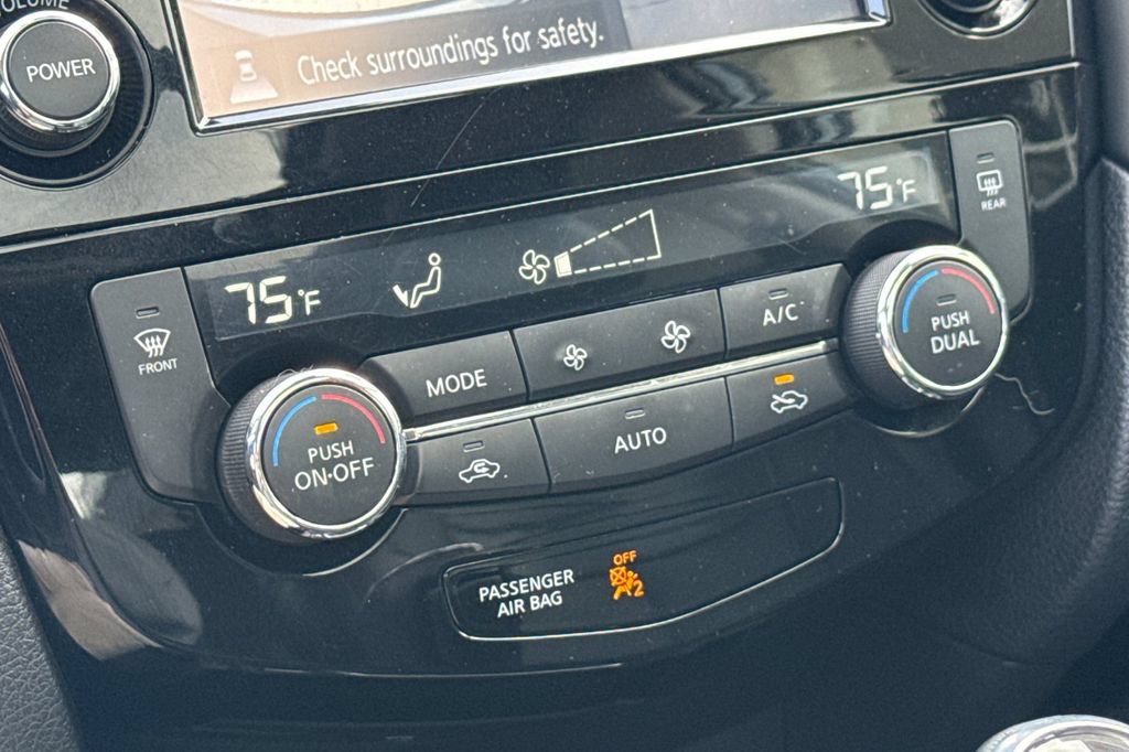 Used 2017 Nissan Rogue SL w/ SL Premium Package AWD/4WD image 22
